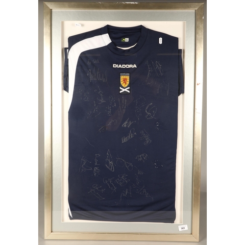 365 - Framed Scotland national football team signed shirt 2005-2006