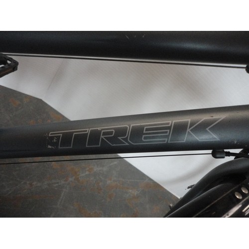 261 - Trek FX70 Hybrid bike.