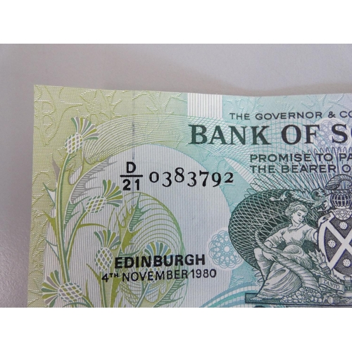 284 - Bank of Scotland. Uncirculated error £1 note having mismatched serial numbers.