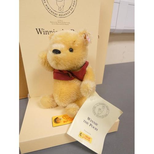 88 - Steiff. Winnie the Pooh, 2001, white tag 680090, in blond mohair with waistcoat. Complete with swing... 