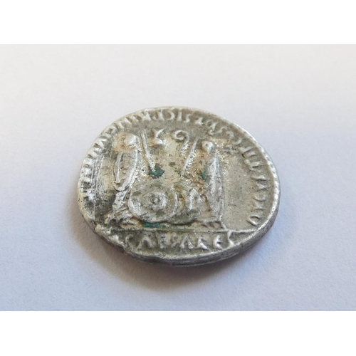 236 - Roman Imperial Coinage. Augustus AR Denarius Obv CAESAR AVGVSTVS DIVI F PATER PATRIAE around laureat... 