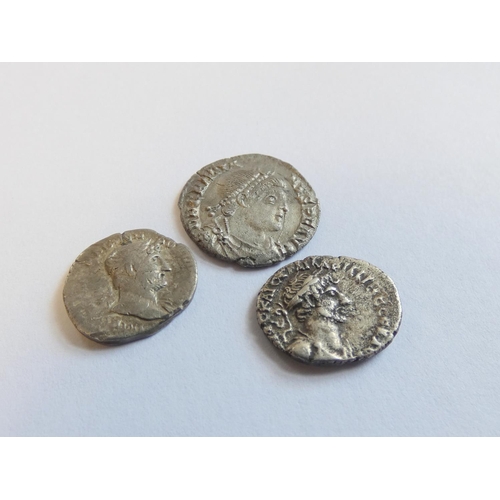 238 - Roman Imperial Coinage. Silver coinage to include a Hadrian Quinarius depicting Victory advancing ri... 