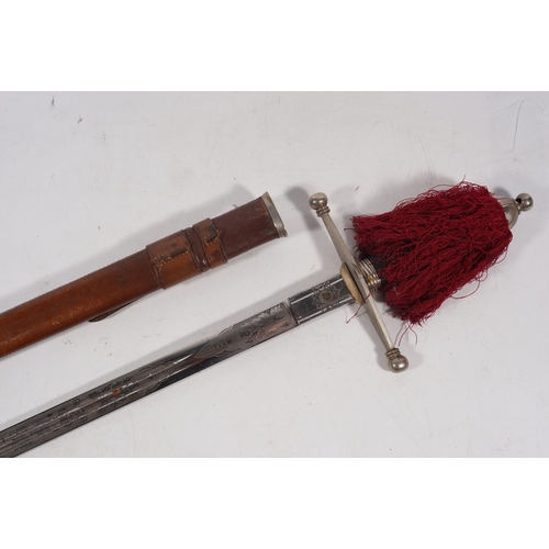 1677 - Early 20th century Scottish broadsword having etched fullered blade bearing King George V cypher wit... 