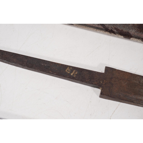 1690 - Antique British etched fullered sword blade, overall length to the end of the tang 98cm, also two sw... 