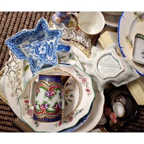 356 - Spode 'Polka Dot' tureen & cover, cake stand, Hummel-style figurines, various plates and dishes ... 