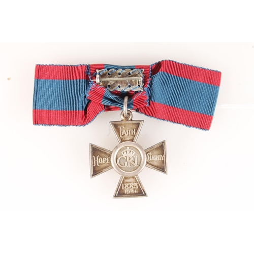 1490 - Royal Red Cross 2nd Class decoration, the reverse with GRI cypher and dated 1946 held in Garrard and... 