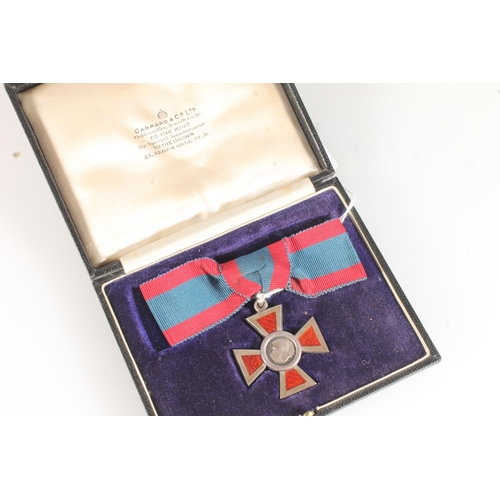 1490 - Royal Red Cross 2nd Class decoration, the reverse with GRI cypher and dated 1946 held in Garrard and... 