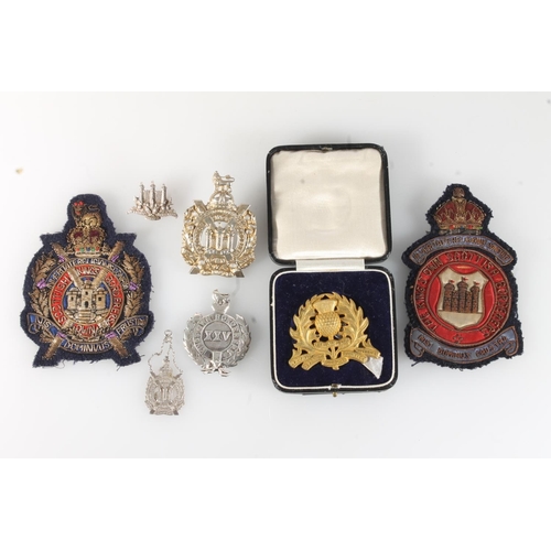 1636 - Kings Own Scottish Borderers insignia to include a XXV Kings Own Borderers badge 5cm tall, bullion w... 