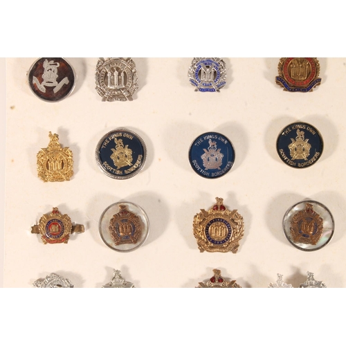 1637 - Kings Own Scottish Borderers KOSB sweetheart brooches to include three silver and tortoiseshell exam... 