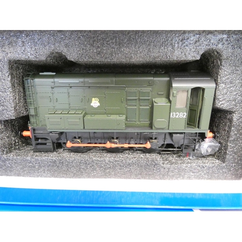 209 - Dapol. Boxed 0 Gauge ref 7D-008-001 Class 08 Diesel Shunter BR Green No.13282.