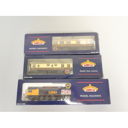 216 - Bachmann. Three 00 gauge models to include a GBRF First Class 66 Diesel Loco 66705 Golden Jubil... 