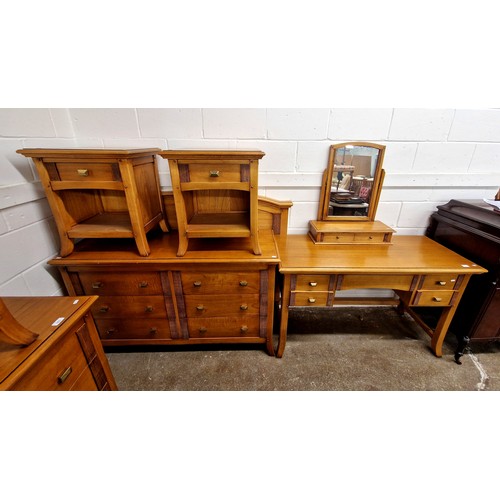 562 - Bedroom suite comprising dressing table, sideboard, pair side units & headboard