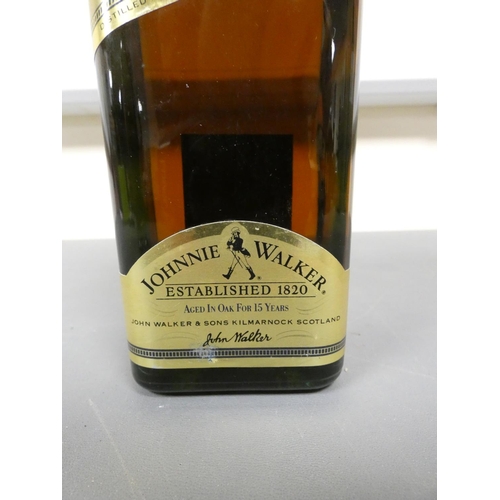 12 - Johnnie Walker 400 15 years old Scotch Whisky, 75cl, 43% vol. 