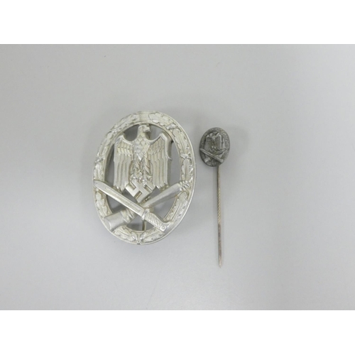 298 - Germany Third Reich: General Assault Badge Waffen SS, maker Assmann, and a similar stickpin. (2)... 