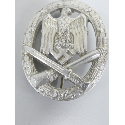 298 - Germany Third Reich: General Assault Badge Waffen SS, maker Assmann, and a similar stickpin. (2)... 