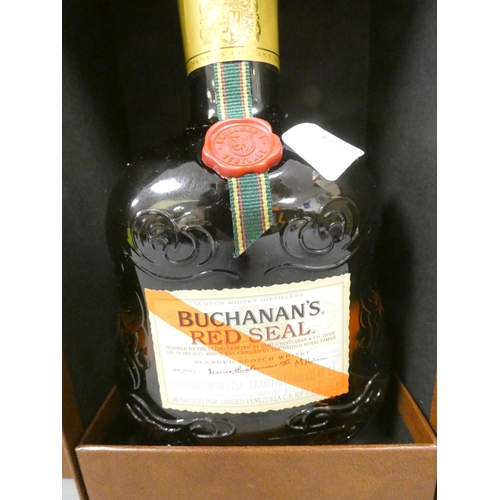 7 - Buchanan's Red Seal Blended Scotch Whisky, 75cl, 40% vol, boxed, with Beneagles Scotch Whisky cerami... 