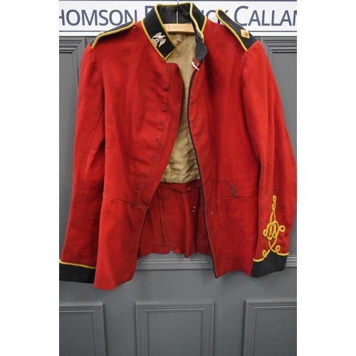 1792 - British Army uniform, a scarlet red tunic with Royal Army Clothiers interior label, with jacket with... 