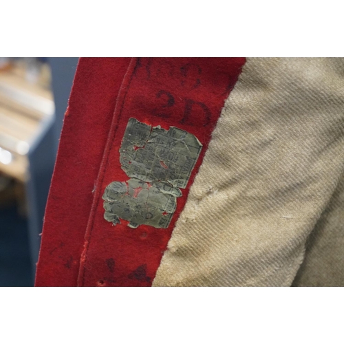 1792 - British Army uniform, a scarlet red tunic with Royal Army Clothiers interior label, with jacket with... 