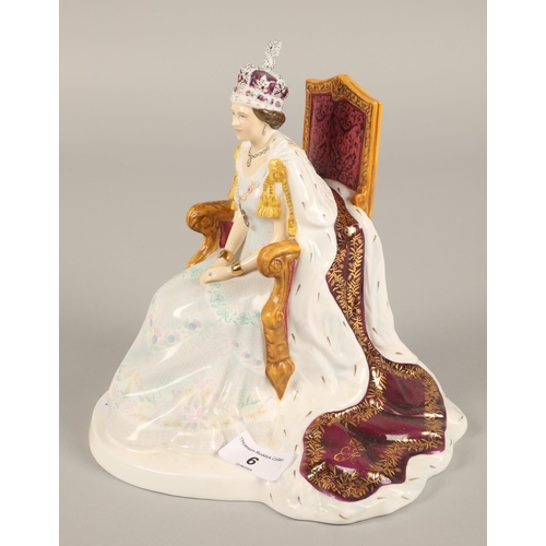 6 - Royal Doulton figurine Queen Elizabeth Diamond Jubilee 2012 limited edition no. 2570/4000, HN5582