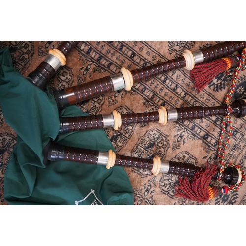 1769 - Set of WWI ivory mounted bagpipes, the chanter stamped 'J & R G Glen Edinburgh', one of the whit... 