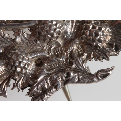 1655 - Fine quality cast silver officers bonnet badge of the Argyll and Sutherland Highlanders, by Robert &... 