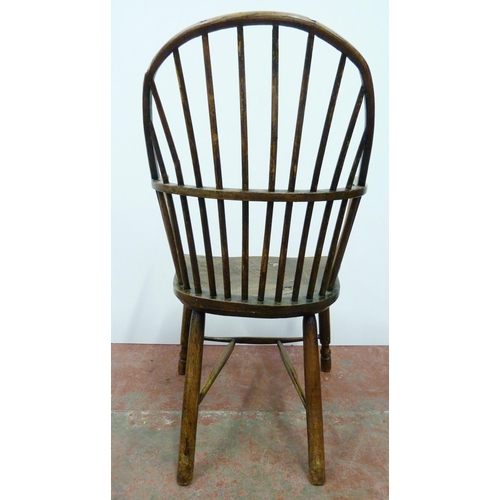 517 - Ash and elm Windsor chair, c. late 18th/early 19th century, with hoop frame and stick back, on turne... 