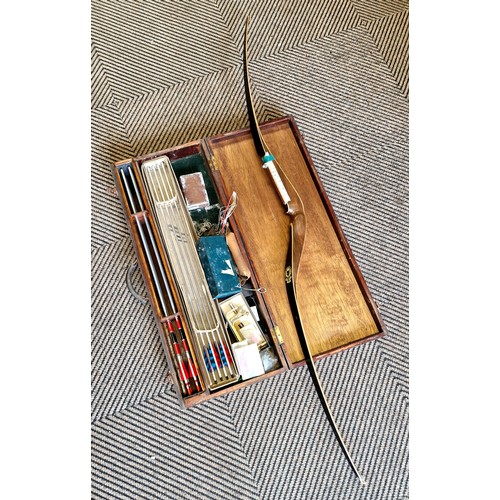 Sherwood Forest Bowcraft bow, and case containing arrows and accessories