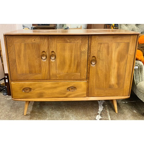 653 - Ercol sideboard 114cm w x 49cm d x 82cmh