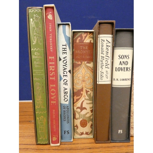 136 - FOLIO SOCIETY.  12 various vols. in slip cases.