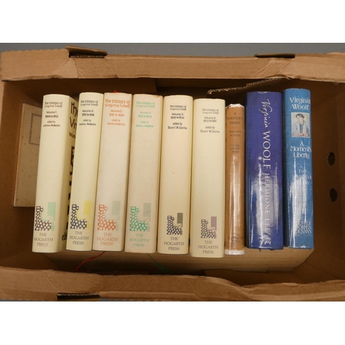 163 - WOOLF VIRGINIA.  The Essays. The set of 6 vols. Orig. blue cloth in d.w's. Hogarth Press, 1986-2011;... 