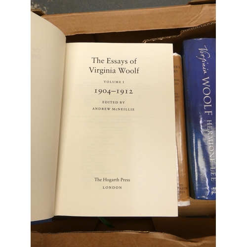 163 - WOOLF VIRGINIA.  The Essays. The set of 6 vols. Orig. blue cloth in d.w's. Hogarth Press, 1986-2011;... 