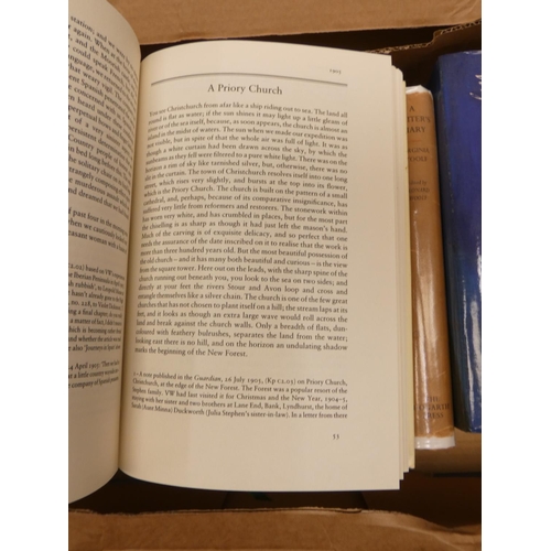 163 - WOOLF VIRGINIA.  The Essays. The set of 6 vols. Orig. blue cloth in d.w's. Hogarth Press, 1986-2011;... 