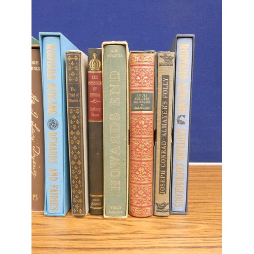 139 - FOLIO SOCIETY.   12 various vols. in slip cases.