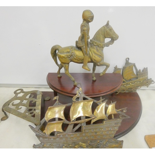 205 - Box of brass ware including 'Knight On Horseback' , pipe rack, coat hook.