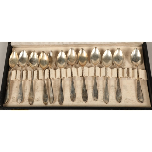 161 - Van Hout Ververgaard Eindhoven, cased set of twelve Dutch silver coffee spoons, gross weight 154g