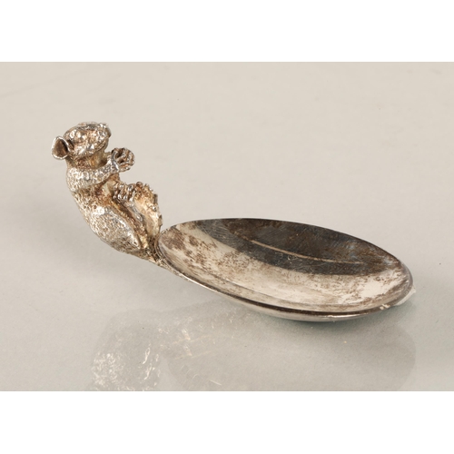 107 - Brian Fuller, silver dormouse caddy spoon, London 1979, 32g