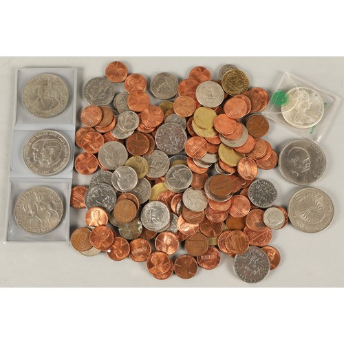 89 - Four British commemorative coins and quantity of USA cents, quarters, etc