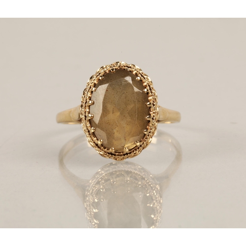 118 - 9ct gold smoky quartz dress ring, ring size V