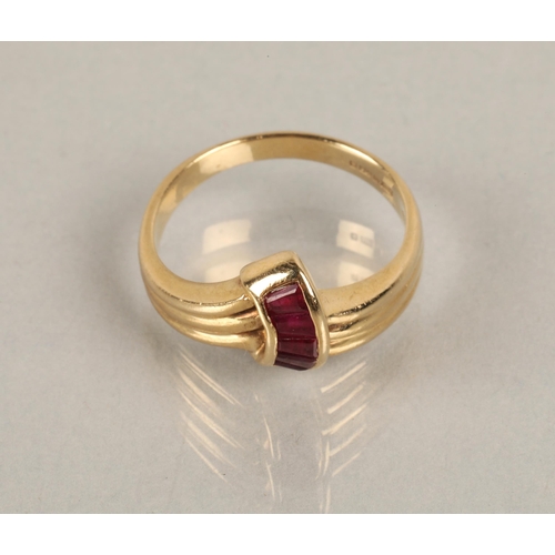 122 - 9ct gold five stone garnet ring, ring size L