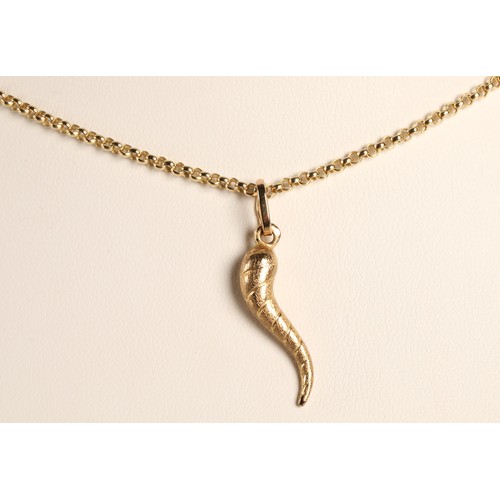 127 - 9ct gold necklace with 9ct gold pendantgross weight 7.6 grams