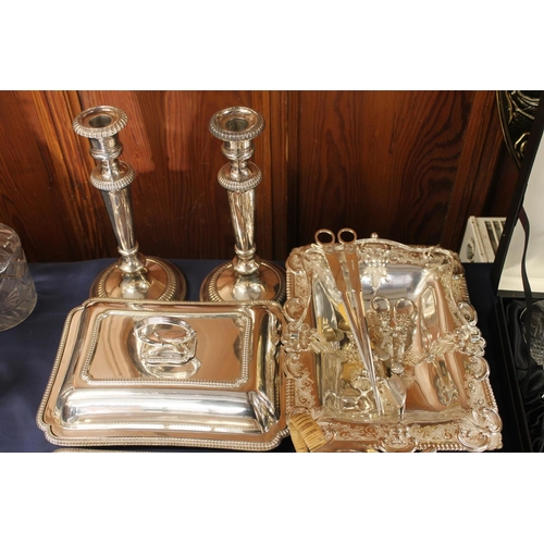 10 - Silver plate incl. entree dishes, candlesticks etc.