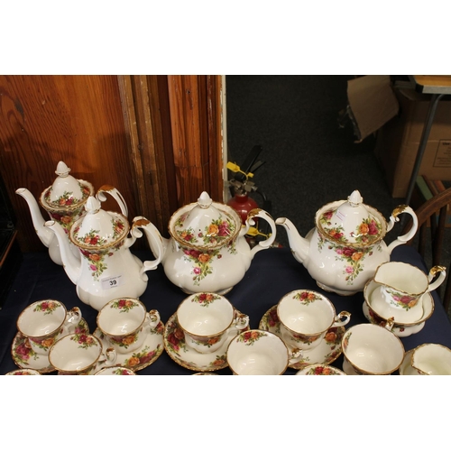 39 - Royal Albert Old Country Roses tableware incl. teapots, coffee pots, cups and saucers etc. (qty)