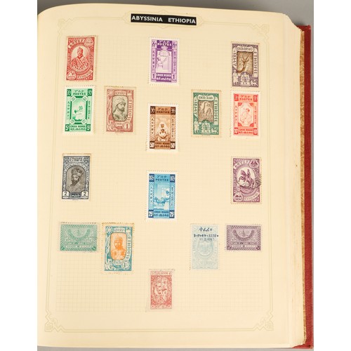 217 - Well-filled world stamp album