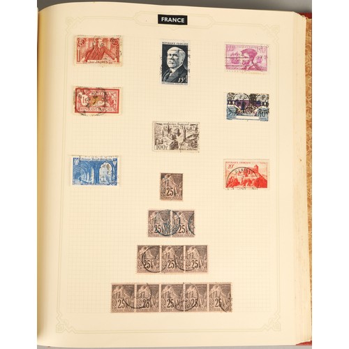 217 - Well-filled world stamp album