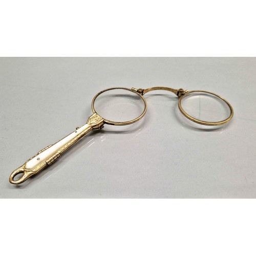 237 - Lorgnette with mother of pearl handle