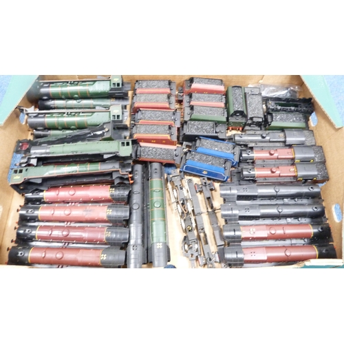 1 - Three cartons containing 00 gauge model railway locomotives, tenders, locomotive parts etc.