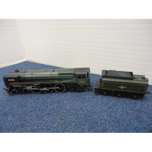 16 - Fleischmann 4235 locomotive, boxed, Silver Fox 00 gauge locomotive 2512, Britannia 00 gauge locomoti... 