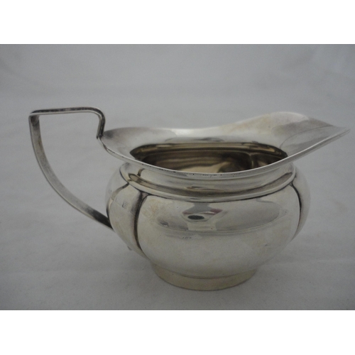 194 - Silver cream jug, 80g.