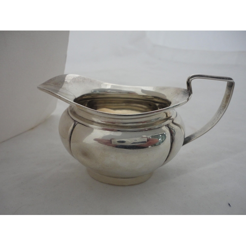 194 - Silver cream jug, 80g.