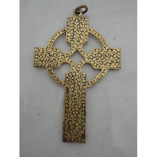 214 - Bag containing assorted decorative jewellery to include a cross pendant, Oriental-themed tiled brace... 